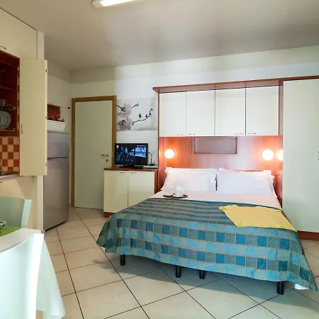 Locazione Turistica Riviera.1 * Rimini